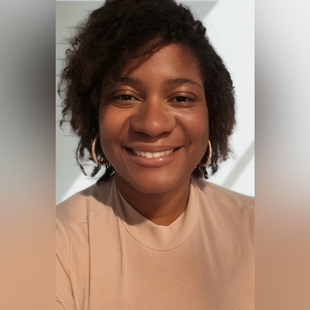 Meet your Posher, Sharyle